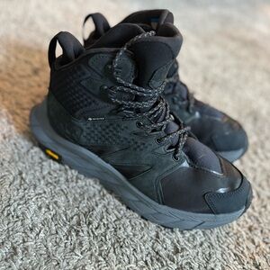 Brand new HOKA ANACAPA MID GTX